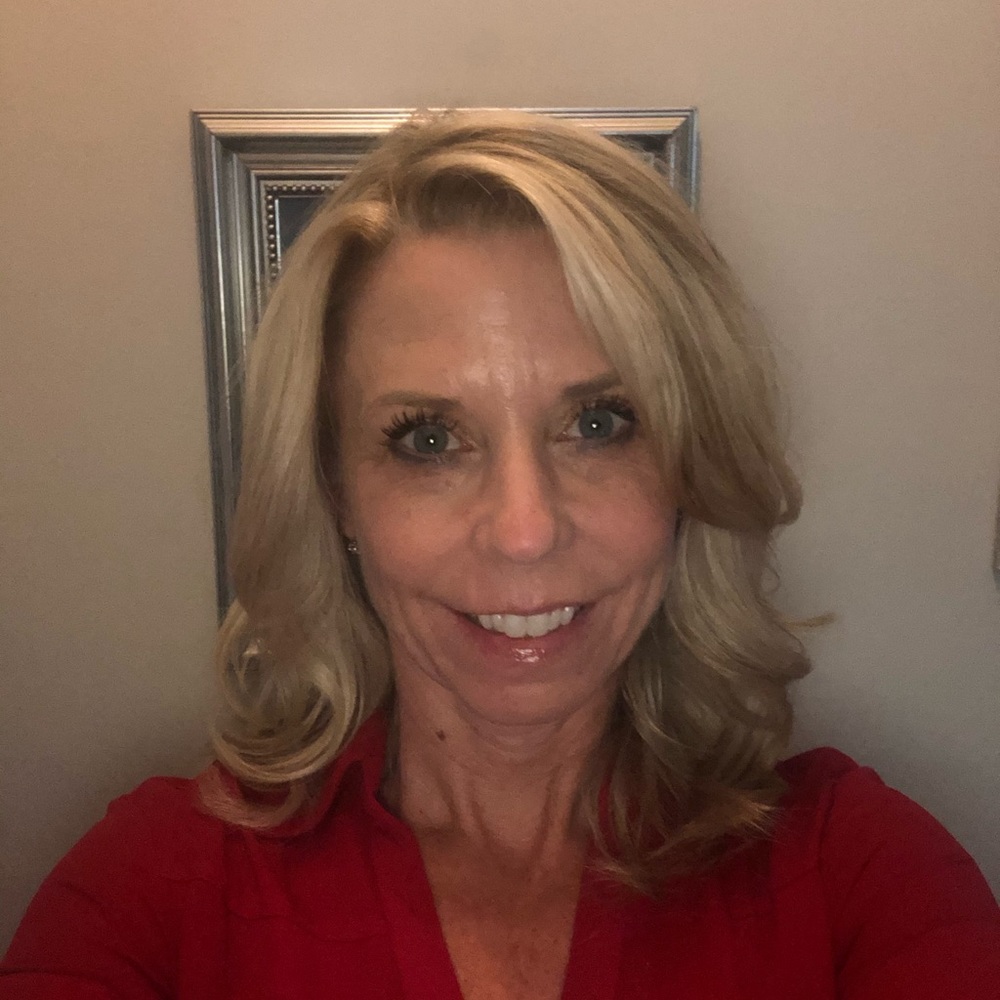 Meet your Posher, Rayna